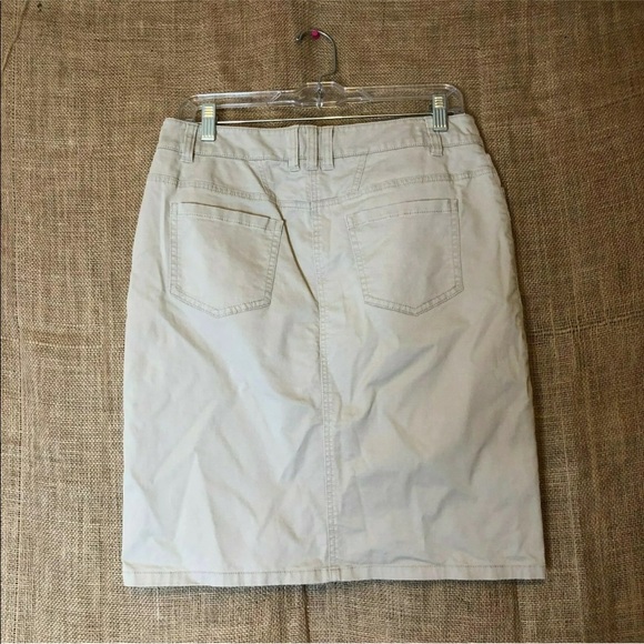 New York & Company Womens Skirt 4 Modest Khaki - Picture 2 of 5
